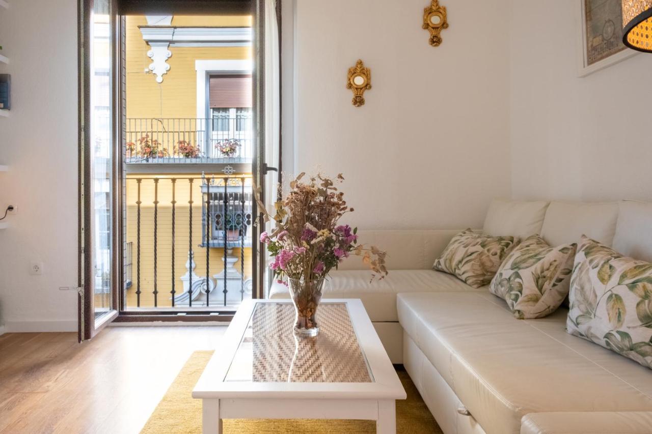 Vista Catedral Apartman Sevilla Kültér fotó