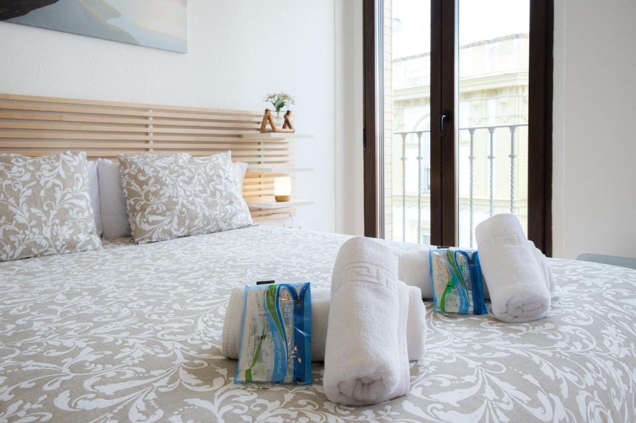 Vista Catedral Apartman Sevilla Kültér fotó